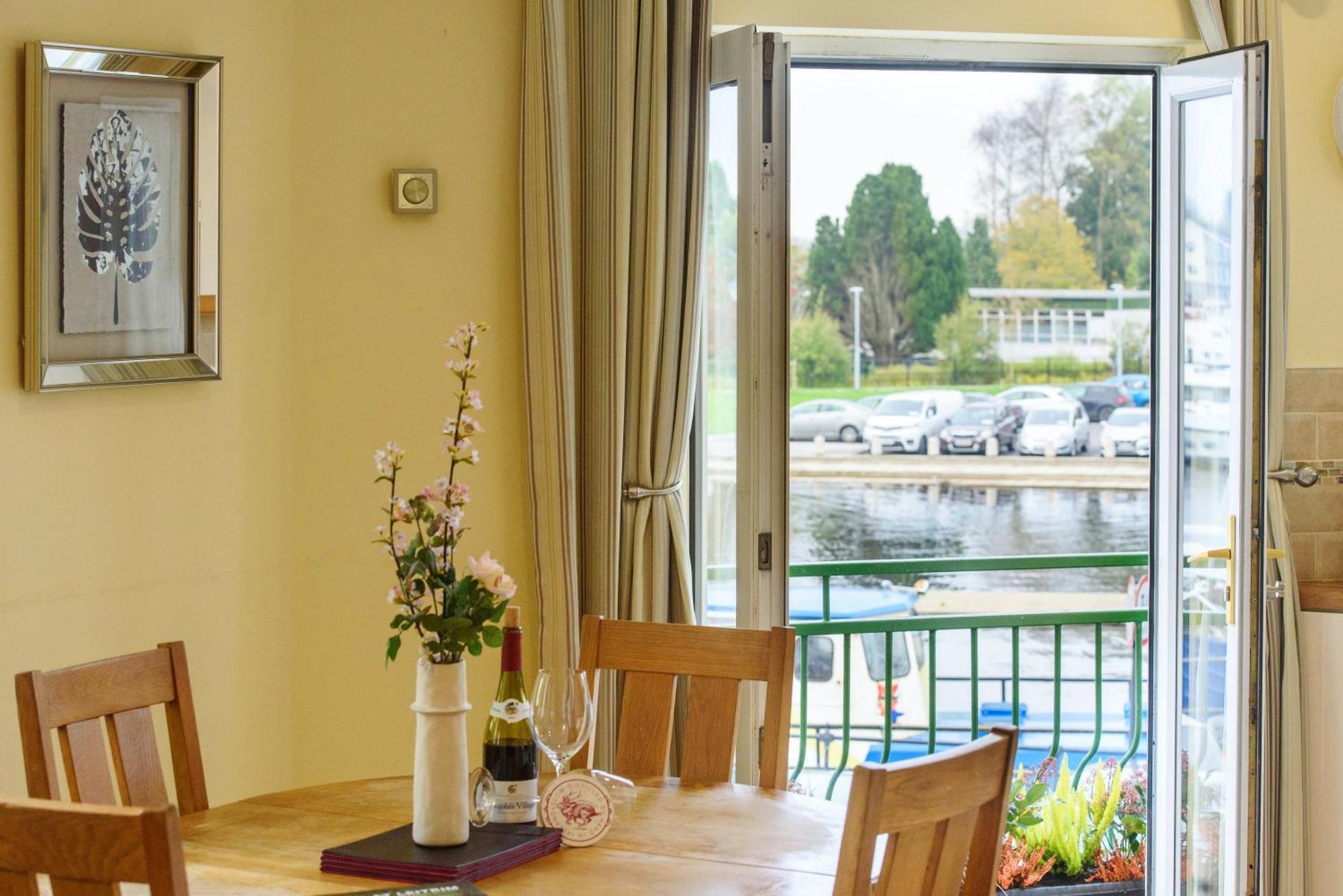 Waterfront Self Catering Houses Carrick on Shannon Kültér fotó